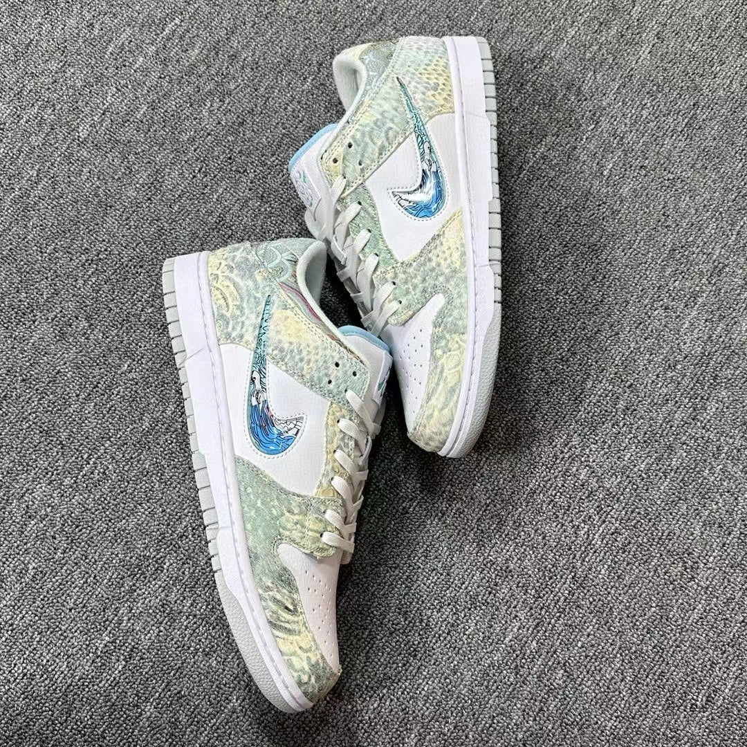 Dunk Low Steam Puppet White Green