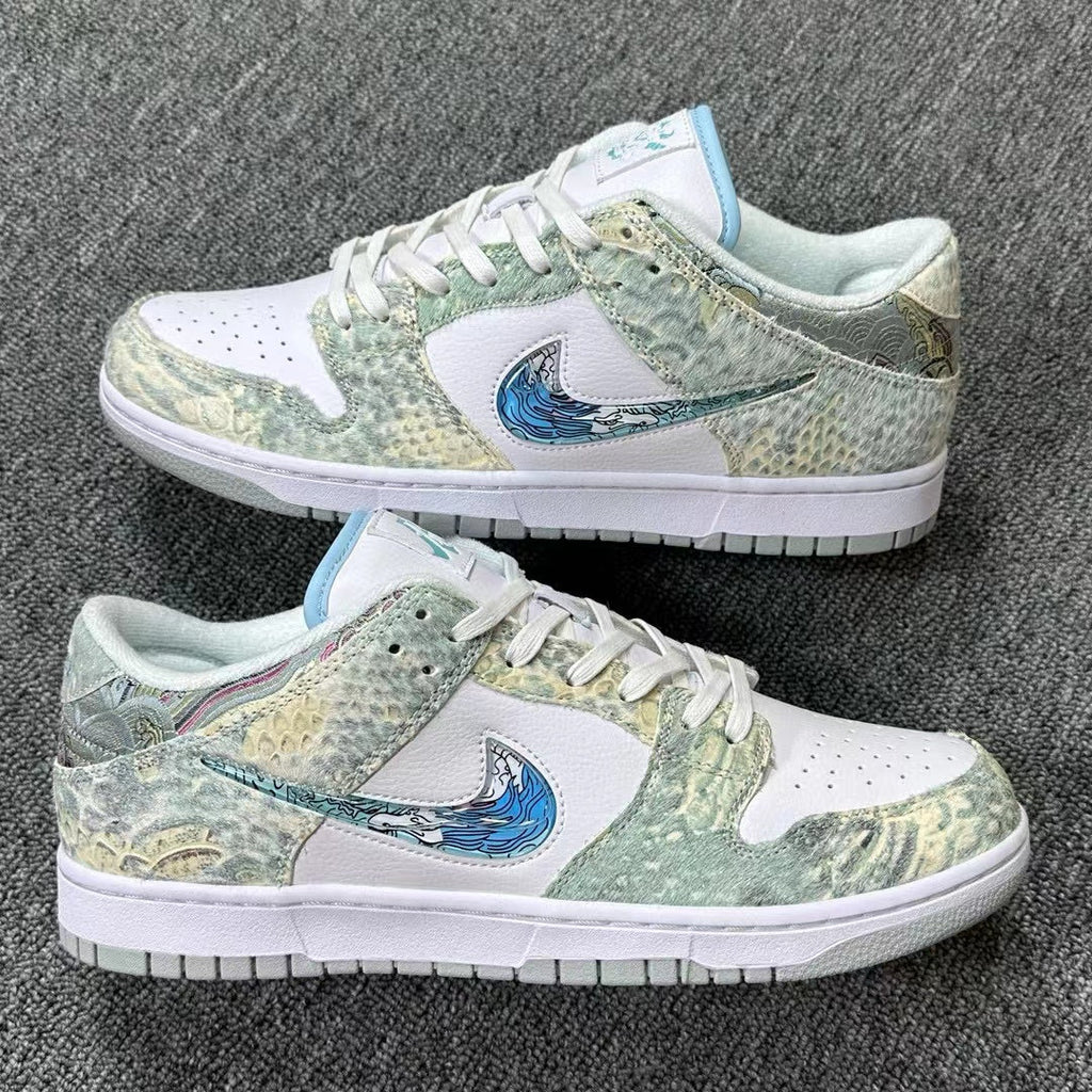 Dunk Low Steam Puppet White Green