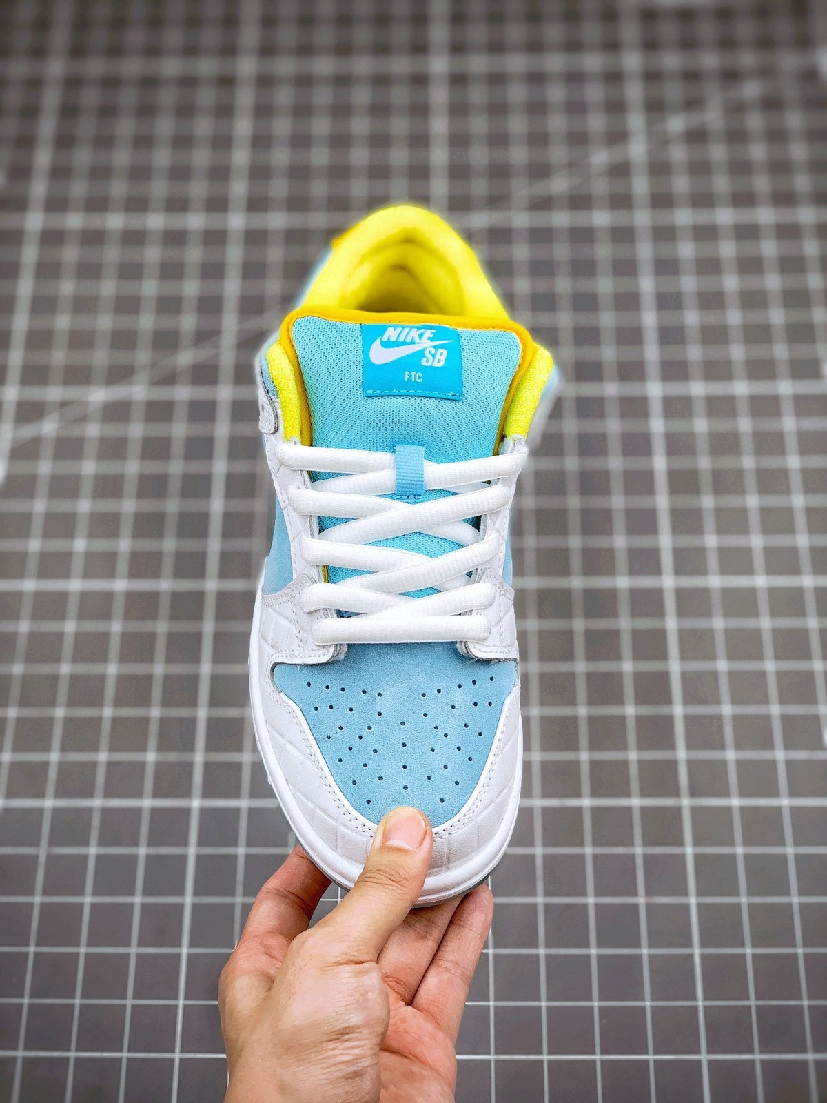 Dunk Low Lagoon Pulse