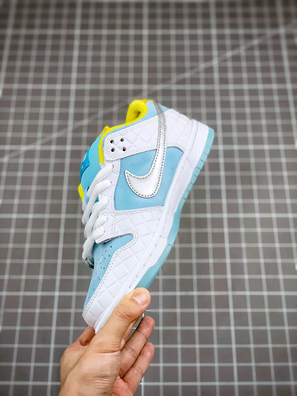 Dunk Low Lagoon Pulse