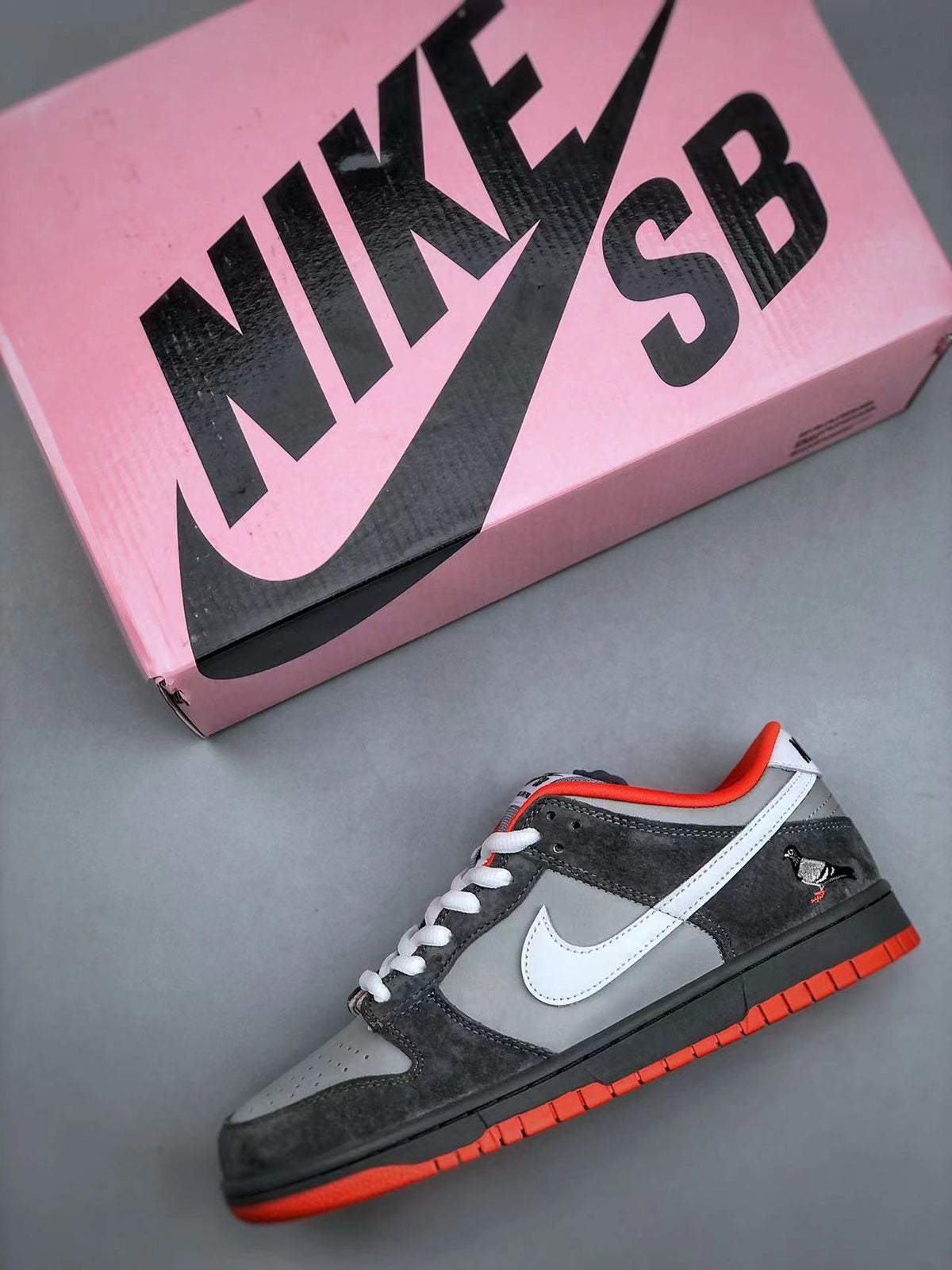 Jeff Staple x Dunk Low Pro SB 'Pigeon'