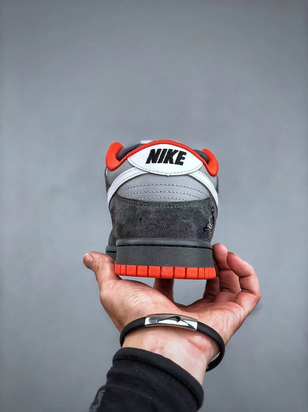 Jeff Staple x Dunk Low Pro SB 'Pigeon'