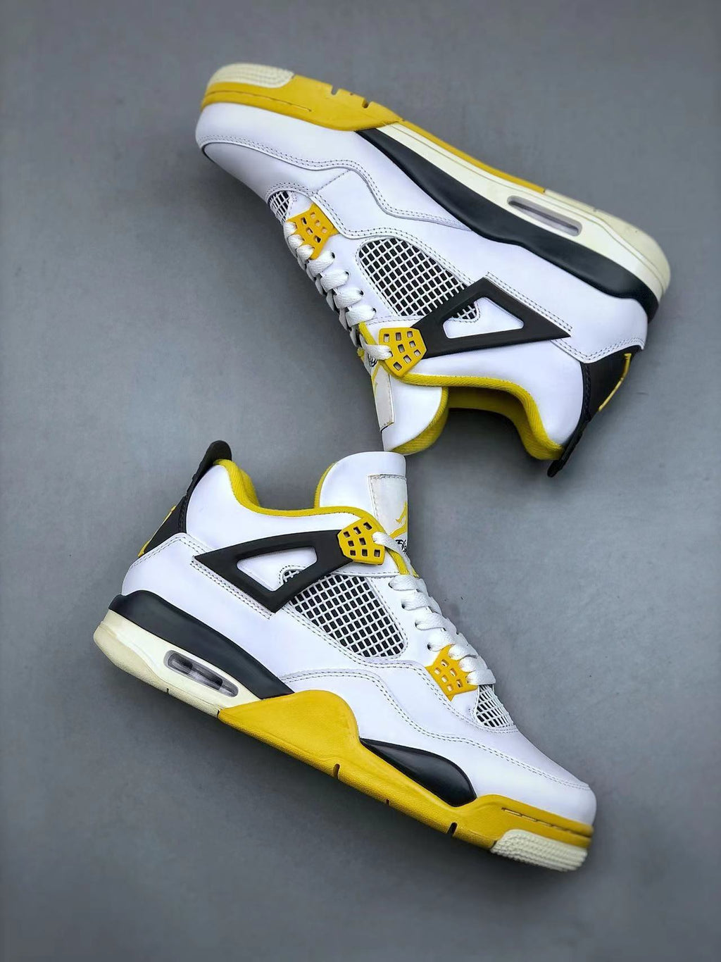 AJ4 Retro Vivid Sulfur