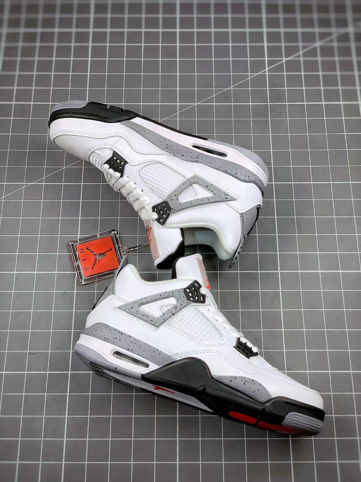 AJ4 Retro White Cement