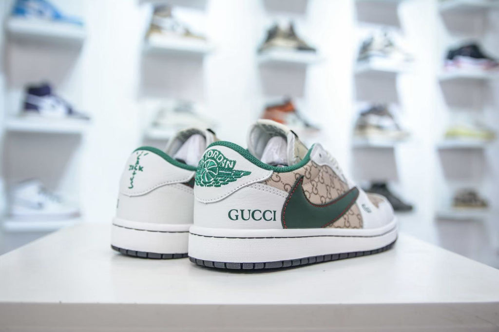 AJ1 Low Travis Scott x Gucci Monogram Customs