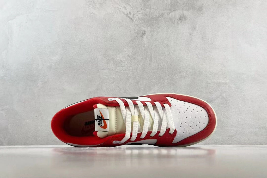 AJ1 Low Chicago Split