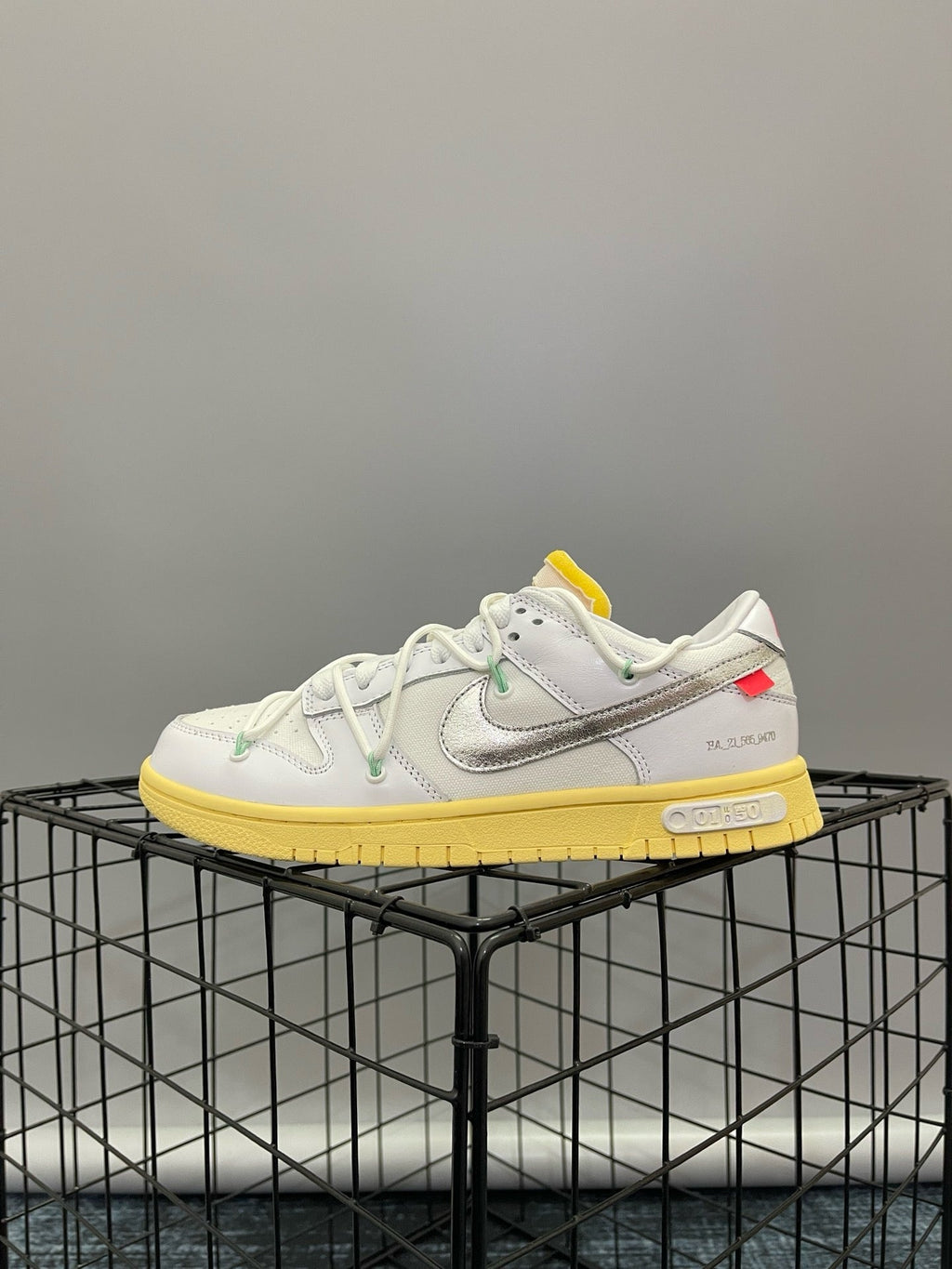 Dunk Low X OW Lot 1