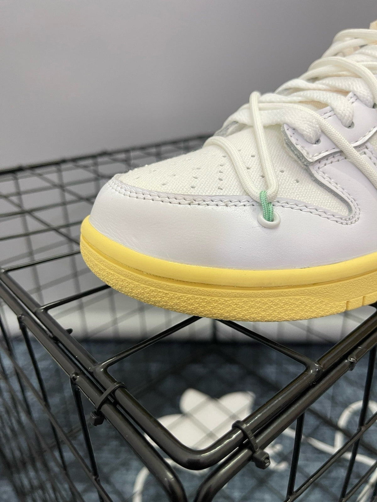 Dunk Low X OW Lot 1