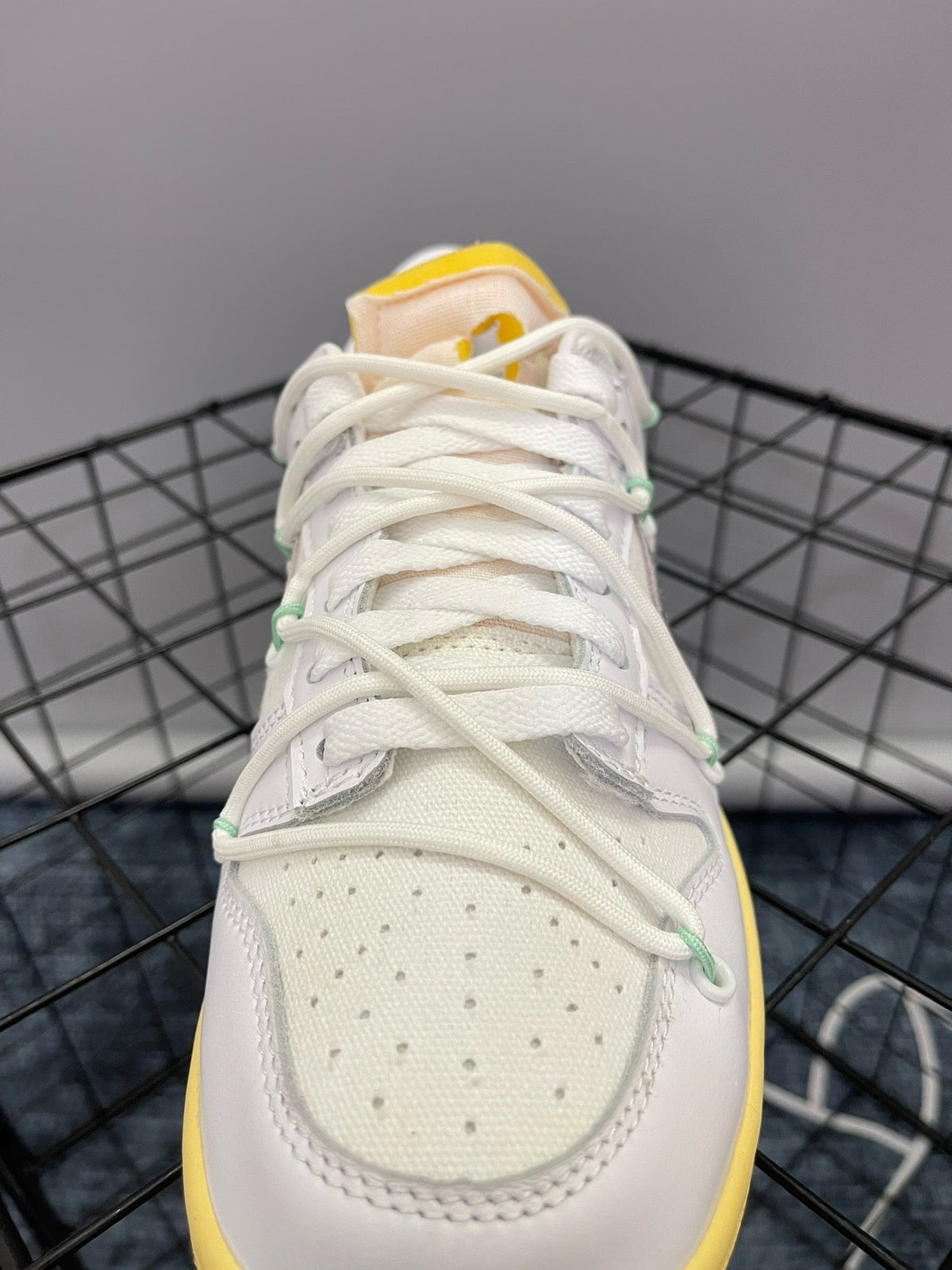 Dunk Low X OW Lot 1