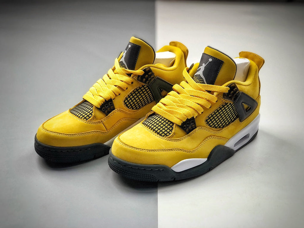 AJ4 Lightning