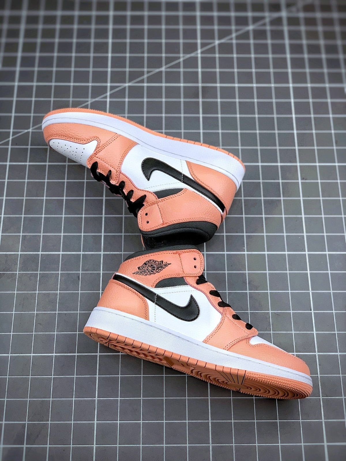 AJ1 Pink Quartz