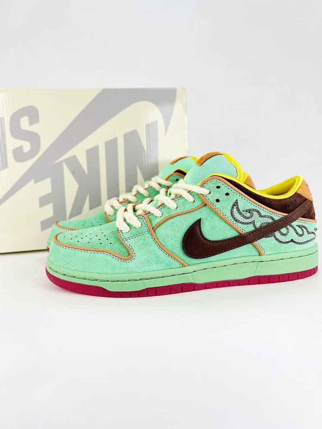 SB Dunk X Rodeo