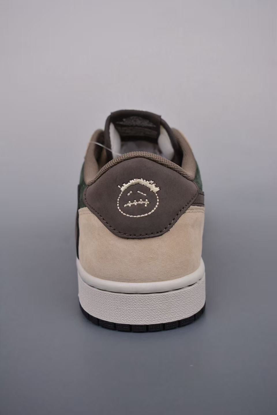 AJ1 Low Travis Scott x Khaki Forest Customs