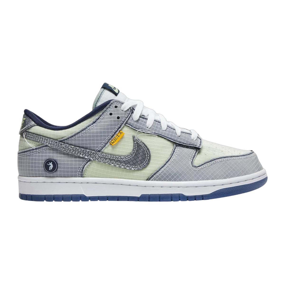 Dunk Low x UN/LA Passport Pack - Pistachio