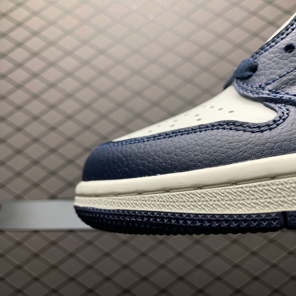 AJ1 Low Obsidian UNC