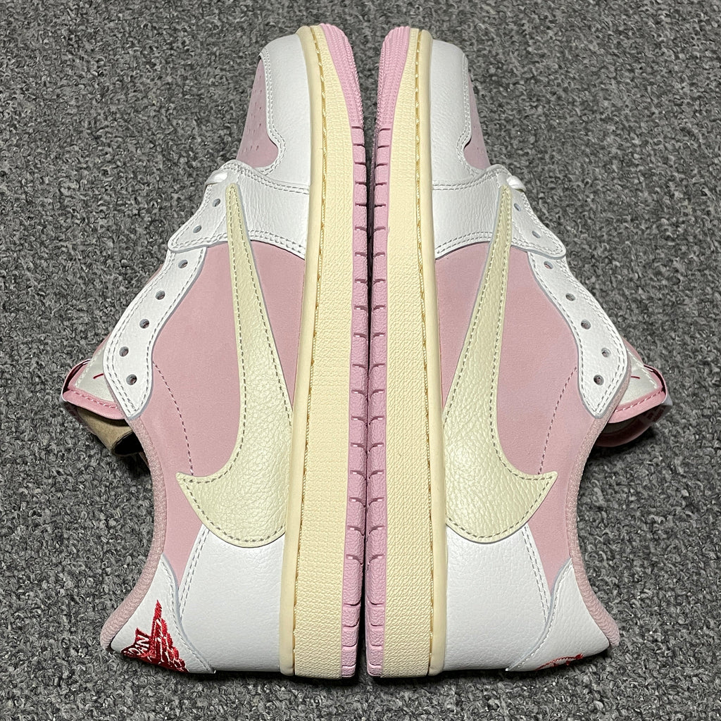 AJ1 Low Travis Scott Reverse Shy Pink