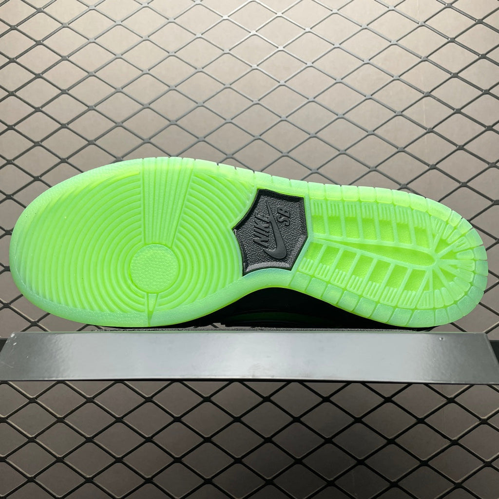 Powerpuff Girls SB Dunk Low "Buttercup"