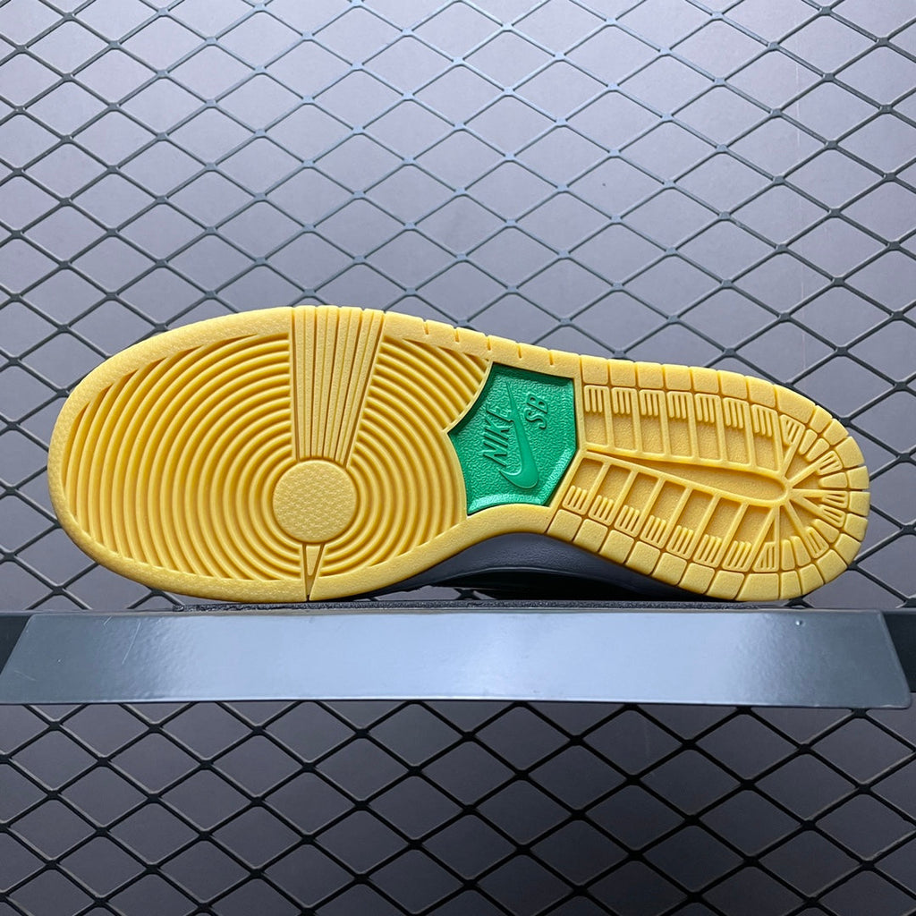 Dunk Low St. Patrick’s Day