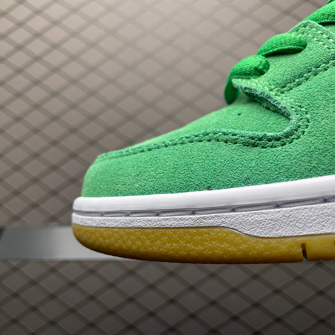 Dunk Low St. Patrick’s Day